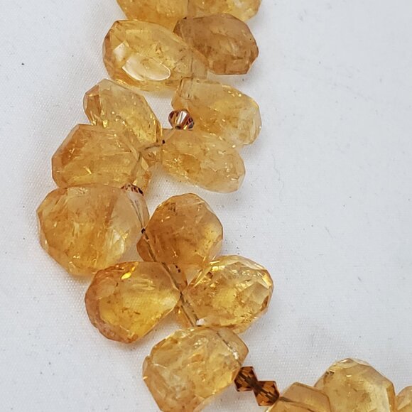 Gorgeous Pear Shaped Yellow Citrine Stone Necklace - Picture 4 of 8